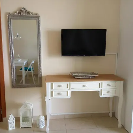 Sunrise Beauty By Zavolas Family - Limni Z2 Apartment Karpathos Town (Pigadia)