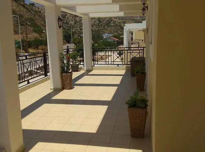 Sunrise Beauty By Zavolas Family - Limni Z2 Kárpatos